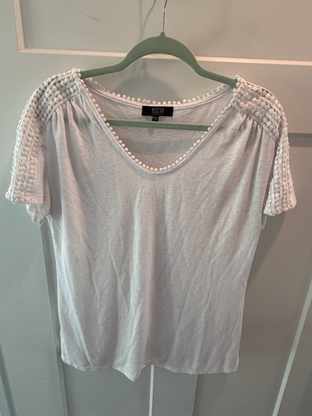 Modern Canvas White Crochet Sleeve Top Large Soft Modal Tee